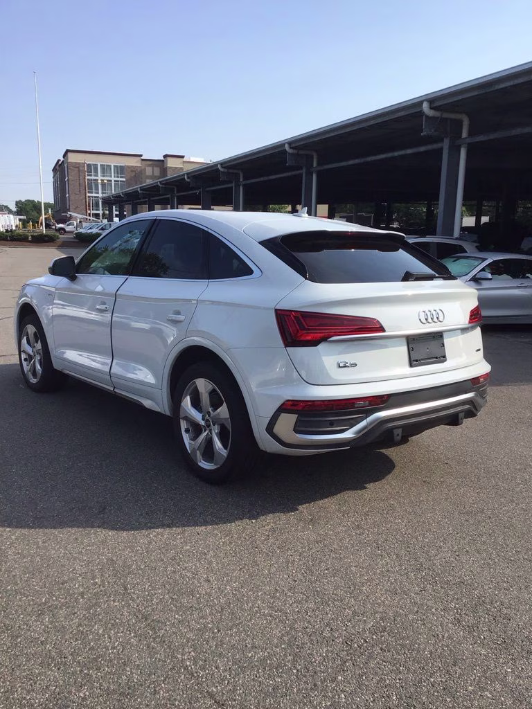 2022 White Audi Q5 Sportback AWD SUV