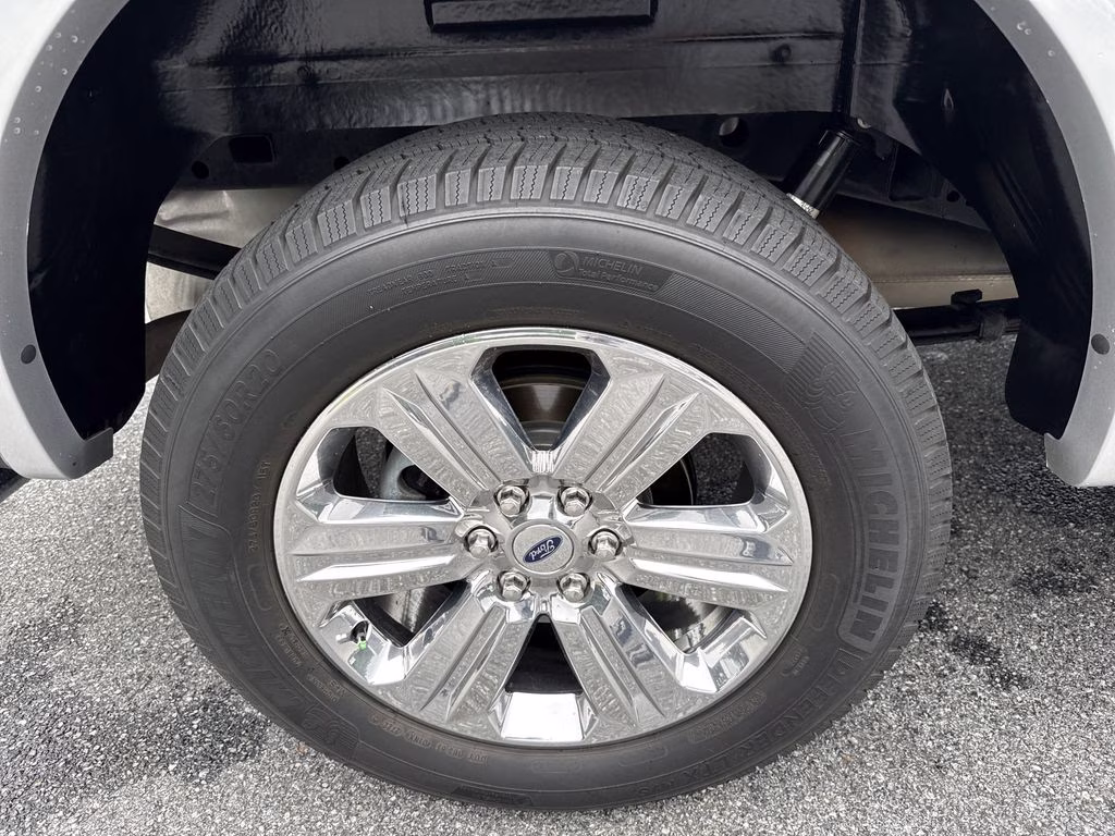 2019 Ingot Silver Ford F-150 Lariat 4X4 Truck