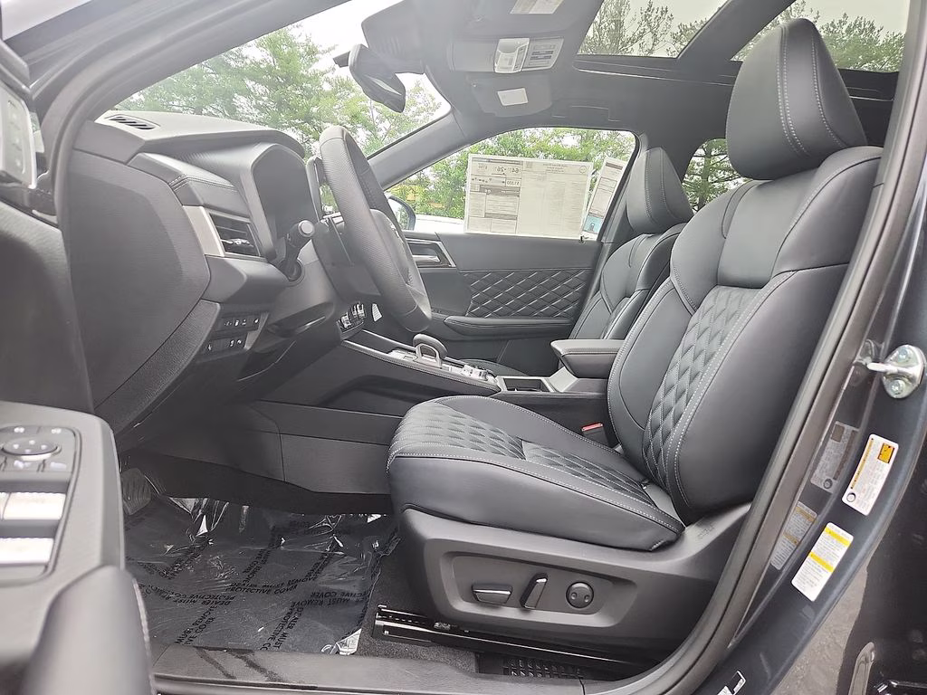 2026 Moonrock Gray Nissan Rogue Plug-In Hybrid Platinum AWD SUV