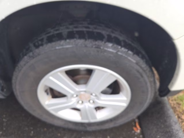 2011 Satin White Pearl Subaru Forester 2.5X AWD SUV