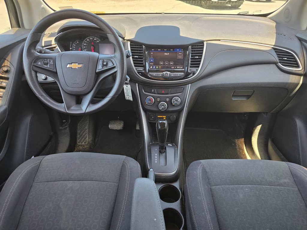 2020 Silver Ice Metallic Chevrolet Trax LS AWD SUV
