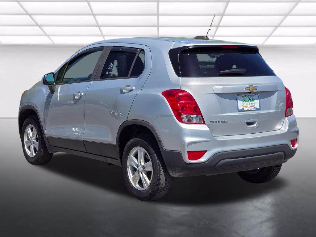 2020 Silver Ice Metallic Chevrolet Trax LS AWD SUV