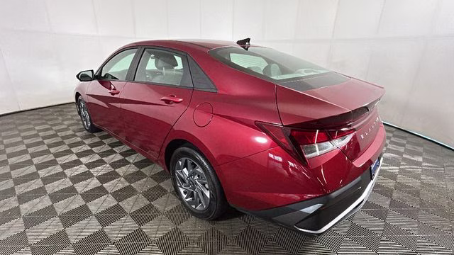 2024 Ultimate Red Hyundai Elantra SEL FWD Sedan