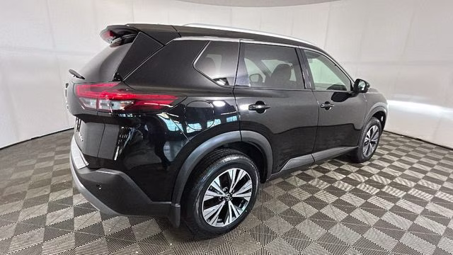 2021 Super Black Nissan Rogue SV AWD SUV