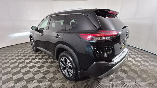 2021 Super Black Nissan Rogue SV AWD SUV