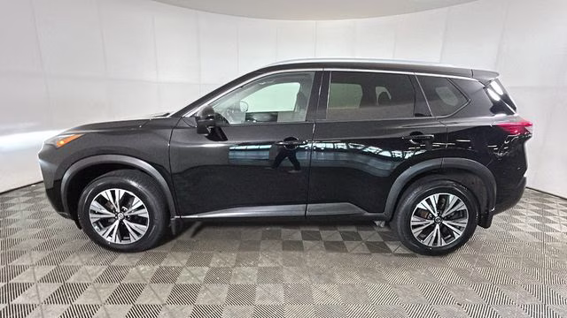 2021 Super Black Nissan Rogue SV AWD SUV