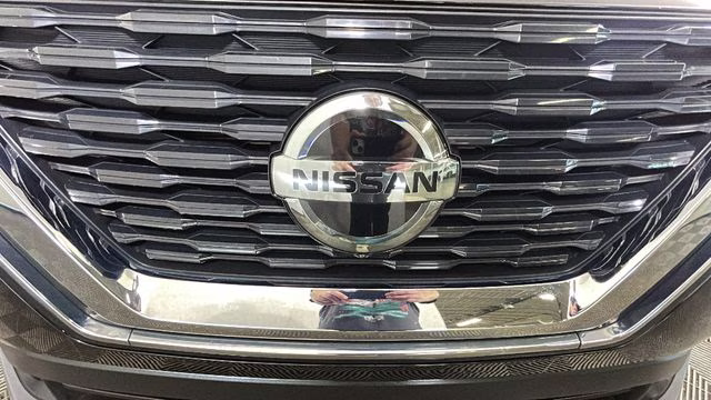 2021 Super Black Nissan Rogue SV AWD SUV