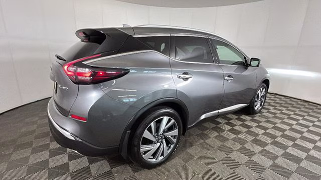 2021 Gun Metallic Nissan Murano SL AWD SUV