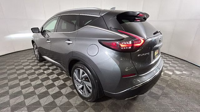 2021 Gun Metallic Nissan Murano SL AWD SUV