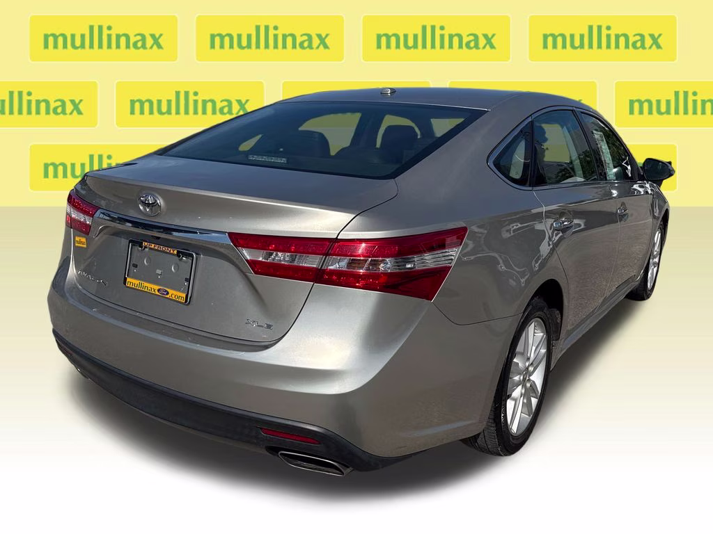 2014 Creme Brulee Mica Toyota Avalon XLE Premium FWD Sedan
