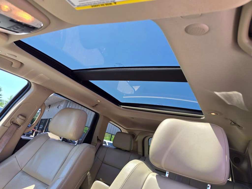 2018 Granite Crystal Metallic Clearcoat Jeep Grand Cherokee Limited 4X4 SUV