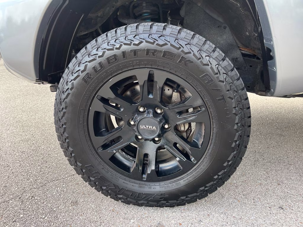 2015 Silver Sky Metallic Toyota Tacoma PreRunner RWD Truck