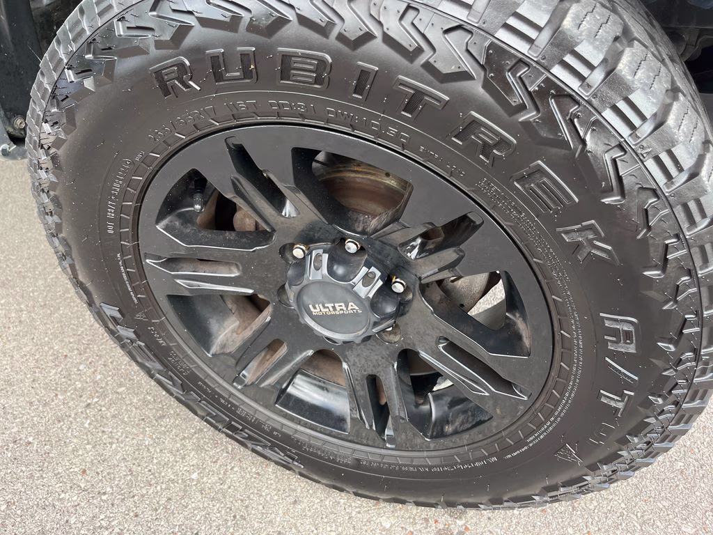 2015 Silver Sky Metallic Toyota Tacoma PreRunner RWD Truck