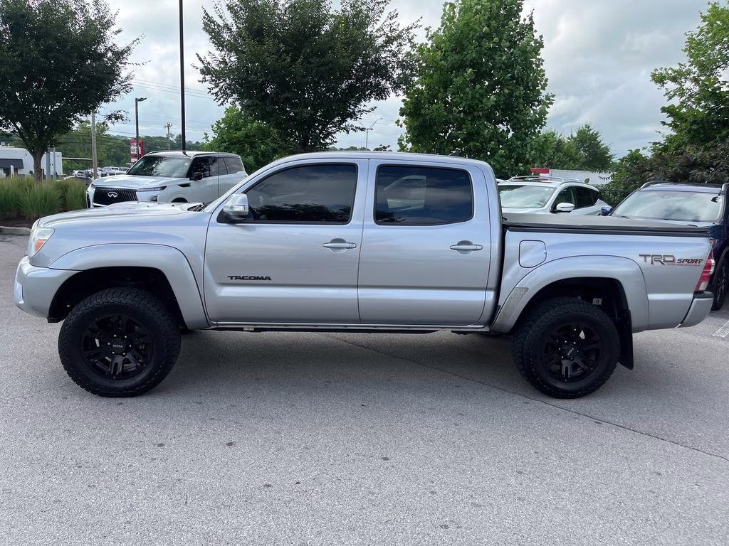 2015 Silver Sky Metallic Toyota Tacoma PreRunner RWD Truck