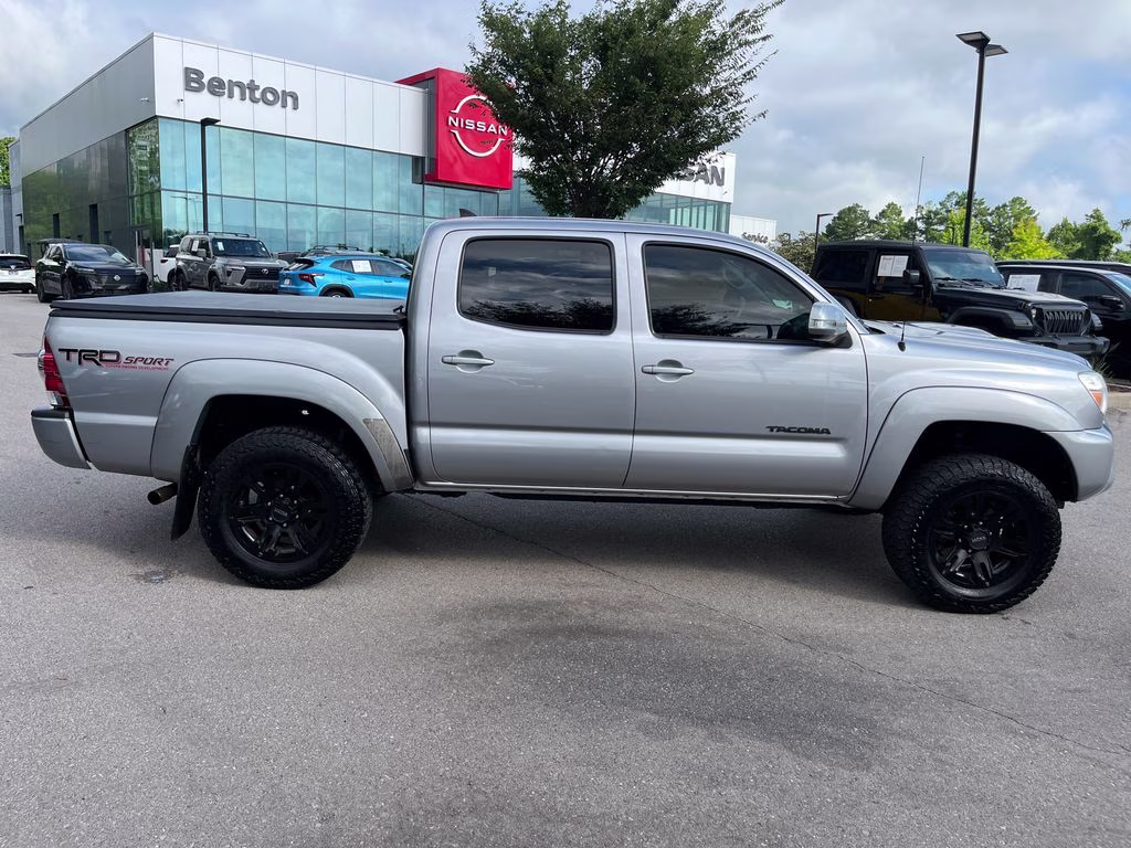 2015 Silver Sky Metallic Toyota Tacoma PreRunner RWD Truck