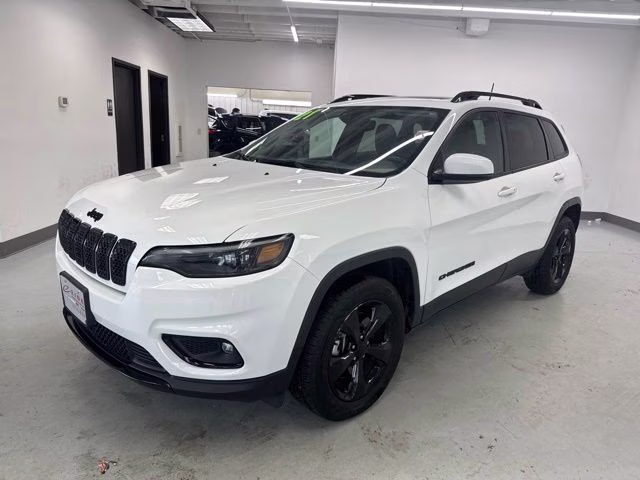 2021 Bright White Clearcoat Jeep Cherokee Altitude 4X4 SUV