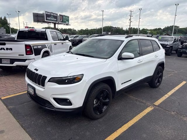 2021 Bright White Clearcoat Jeep Cherokee Altitude 4X4 SUV