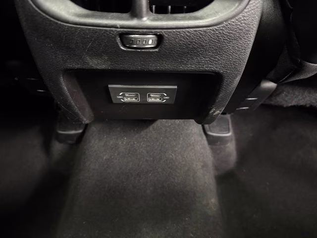 2021 Bright White Clearcoat Jeep Cherokee Altitude 4X4 SUV