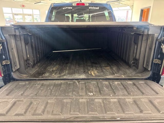 2021 Patriot Blue Pearlcoat Ram 1500 Laramie 4X4 Truck