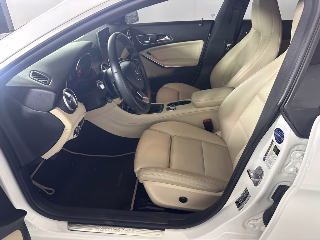 2018 Polar White Mercedes-Benz CLA CLA 250 FWD Sedan
