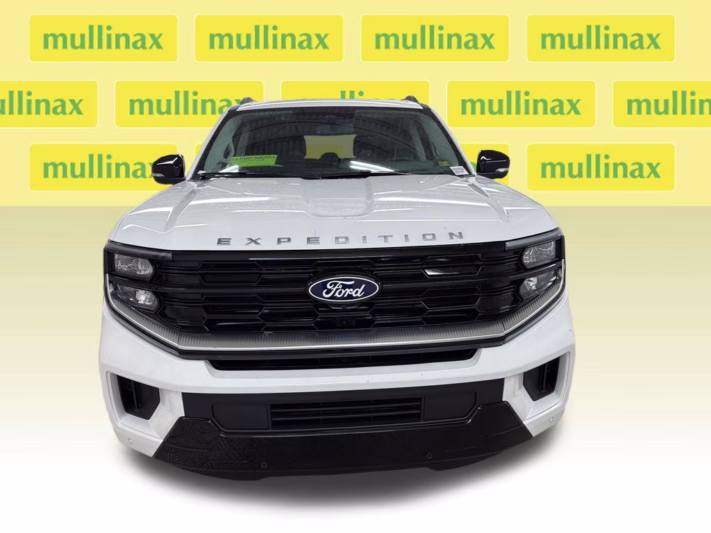 2027 STAR WHITE TRI-COAT Ford Expedition Platinum 4X4 SUV