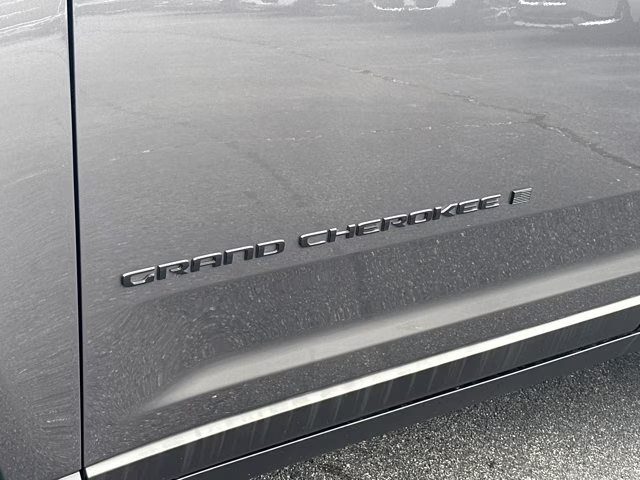 2024 Baltic Gray Metallic Clearcoat Jeep Grand Cherokee Altitude X 4X4 SUV