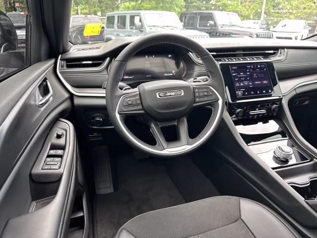 2024 Baltic Gray Metallic Clearcoat Jeep Grand Cherokee Altitude X 4X4 SUV