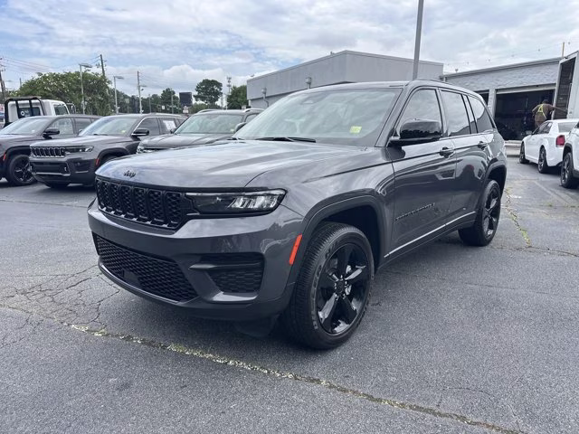 2024 Baltic Gray Metallic Clearcoat Jeep Grand Cherokee Altitude X 4X4 SUV