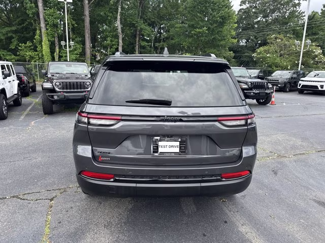 2024 Baltic Gray Metallic Clearcoat Jeep Grand Cherokee Altitude X 4X4 SUV