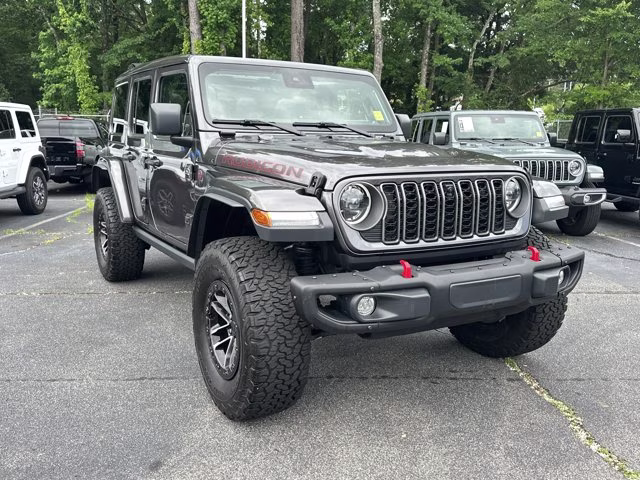2025 Granite Crystal Metallic Clearcoat Jeep Wrangler Rubicon X 4X4 Convertible
