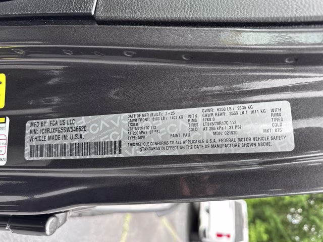 2025 Granite Crystal Metallic Clearcoat Jeep Wrangler Rubicon X 4X4 Convertible
