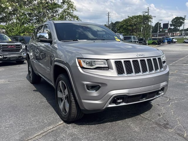 2016 Billet Silver Metallic Clearcoat Jeep Grand Cherokee Overland 4X4 SUV