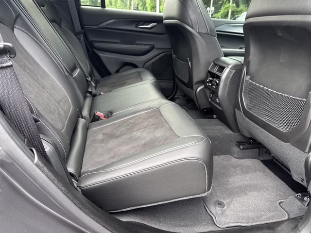 2024 Baltic Gray Metallic Clearcoat Jeep Grand Cherokee Altitude X 4X4 SUV