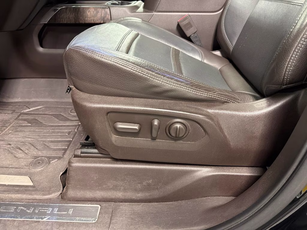 2019 Onyx Black GMC Sierra 1500 Denali 4X4 Truck
