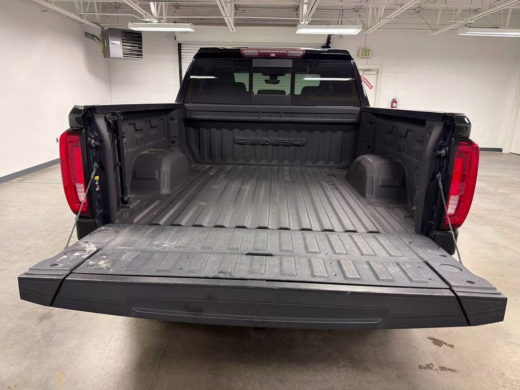 2019 Onyx Black GMC Sierra 1500 Denali 4X4 Truck