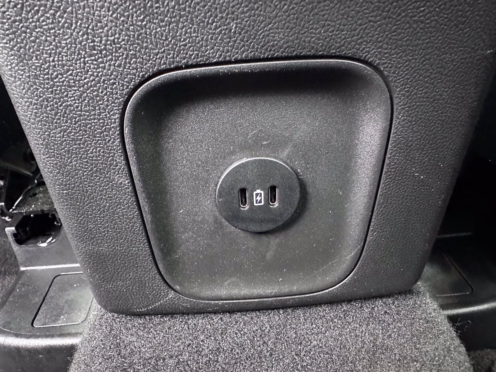 2024 Oxford White Ford Escape Active AWD AWD SUV