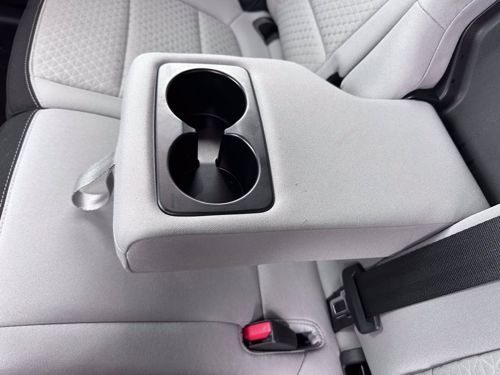 2024 Oxford White Ford Escape Active AWD AWD SUV