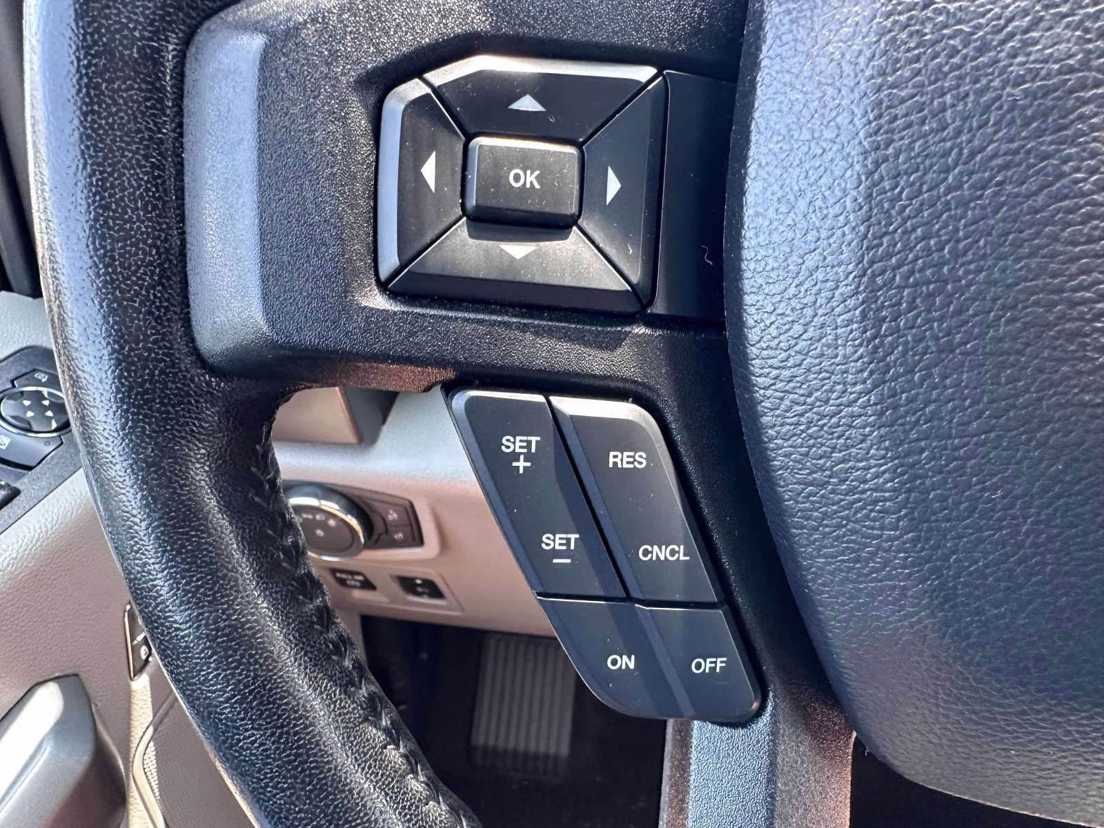 2018 Ingot Silver Metallic Ford F-150 XLT 4WD SuperCrew 5.5' Box 4X4 Truck
