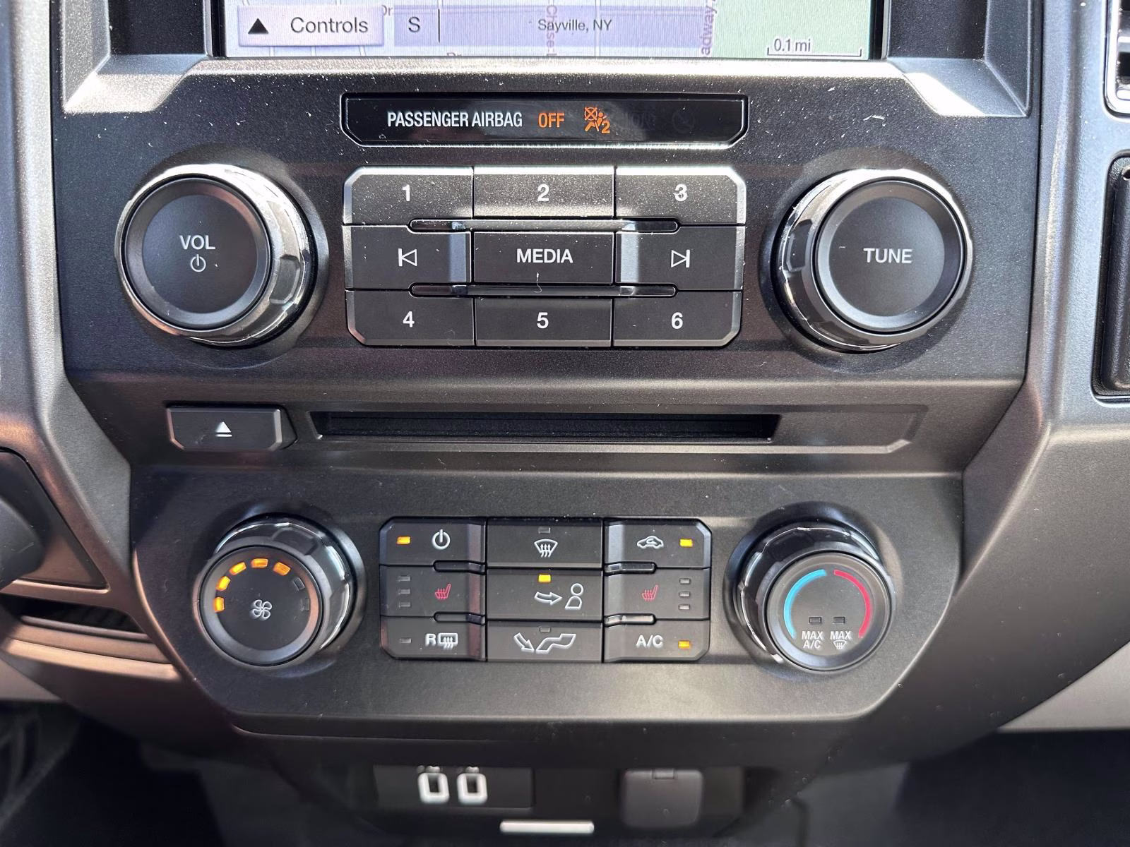 2018 Ingot Silver Metallic Ford F-150 XLT 4WD SuperCrew 5.5' Box 4X4 Truck