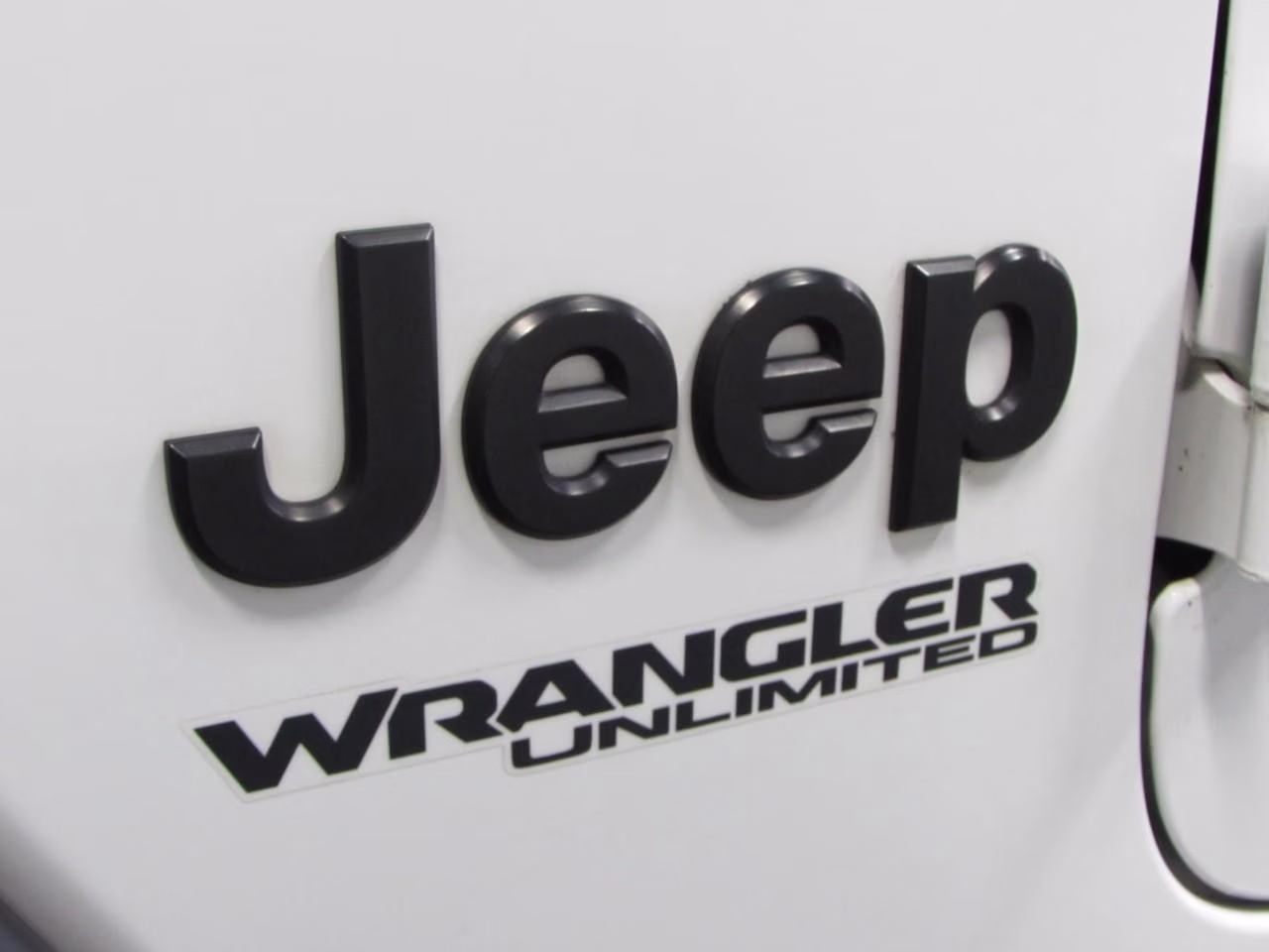 2021 Bright White Clearcoat Jeep Wrangler Unlimited Sport Altitude 4X4 SUV