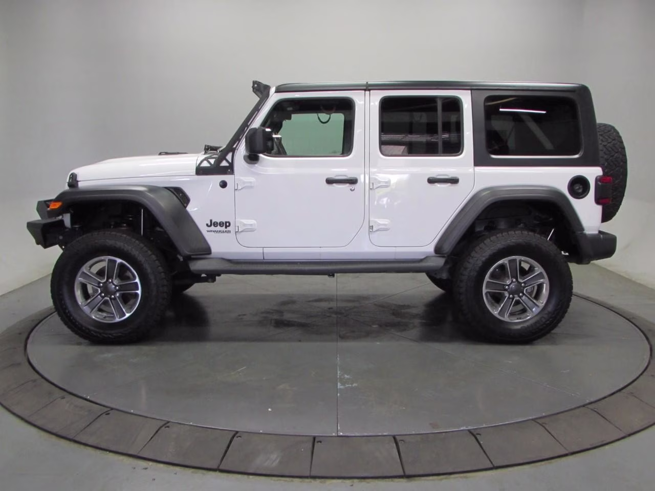 2021 Bright White Clearcoat Jeep Wrangler Unlimited Sport Altitude 4X4 SUV