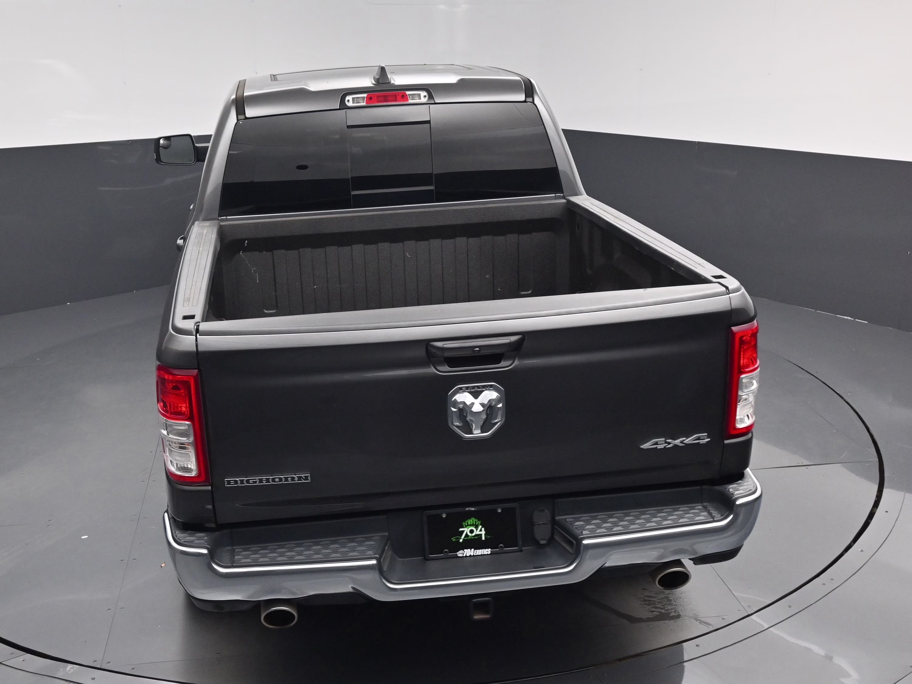 2022 Granite Crystal Metallic Clearcoat Ram 1500 Big Horn/Lone Star 4X4 Truck