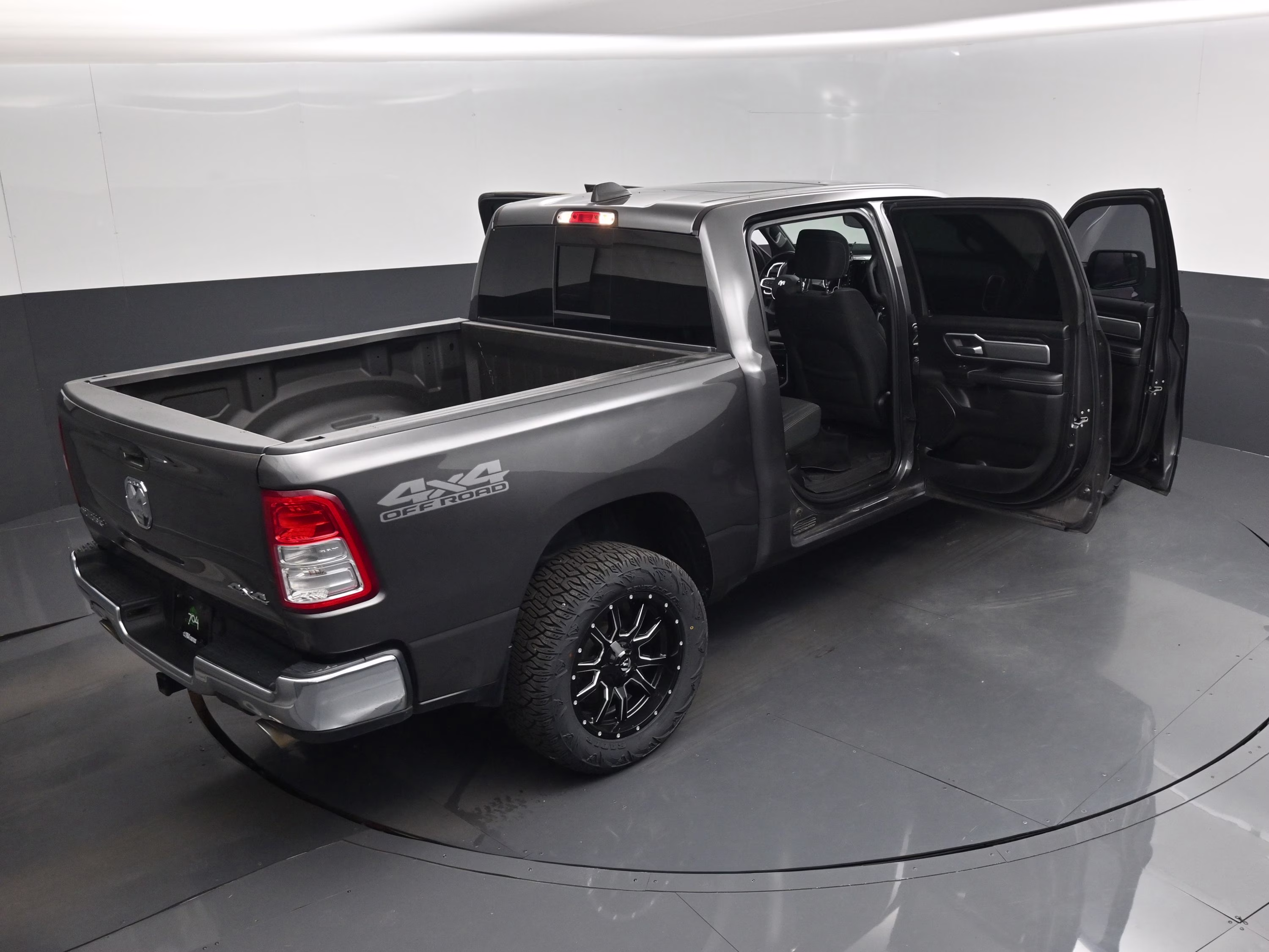 2022 Granite Crystal Metallic Clearcoat Ram 1500 Big Horn/Lone Star 4X4 Truck