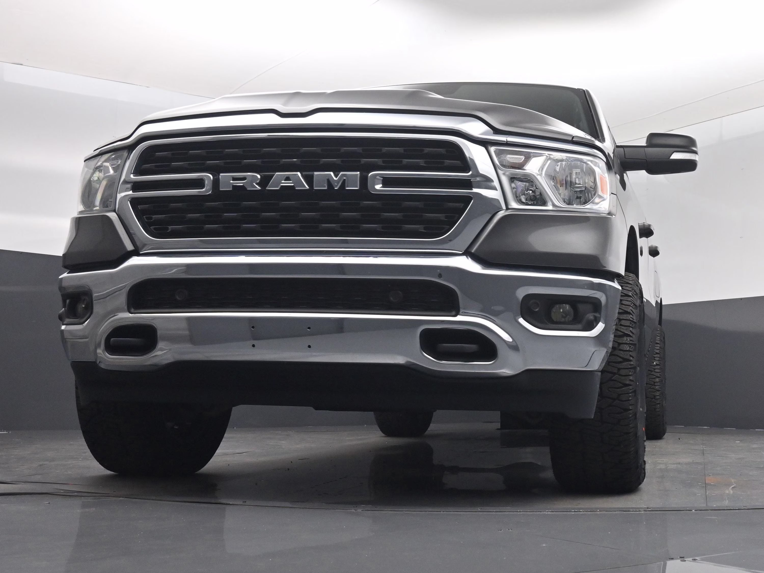2022 Granite Crystal Metallic Clearcoat Ram 1500 Big Horn/Lone Star 4X4 Truck