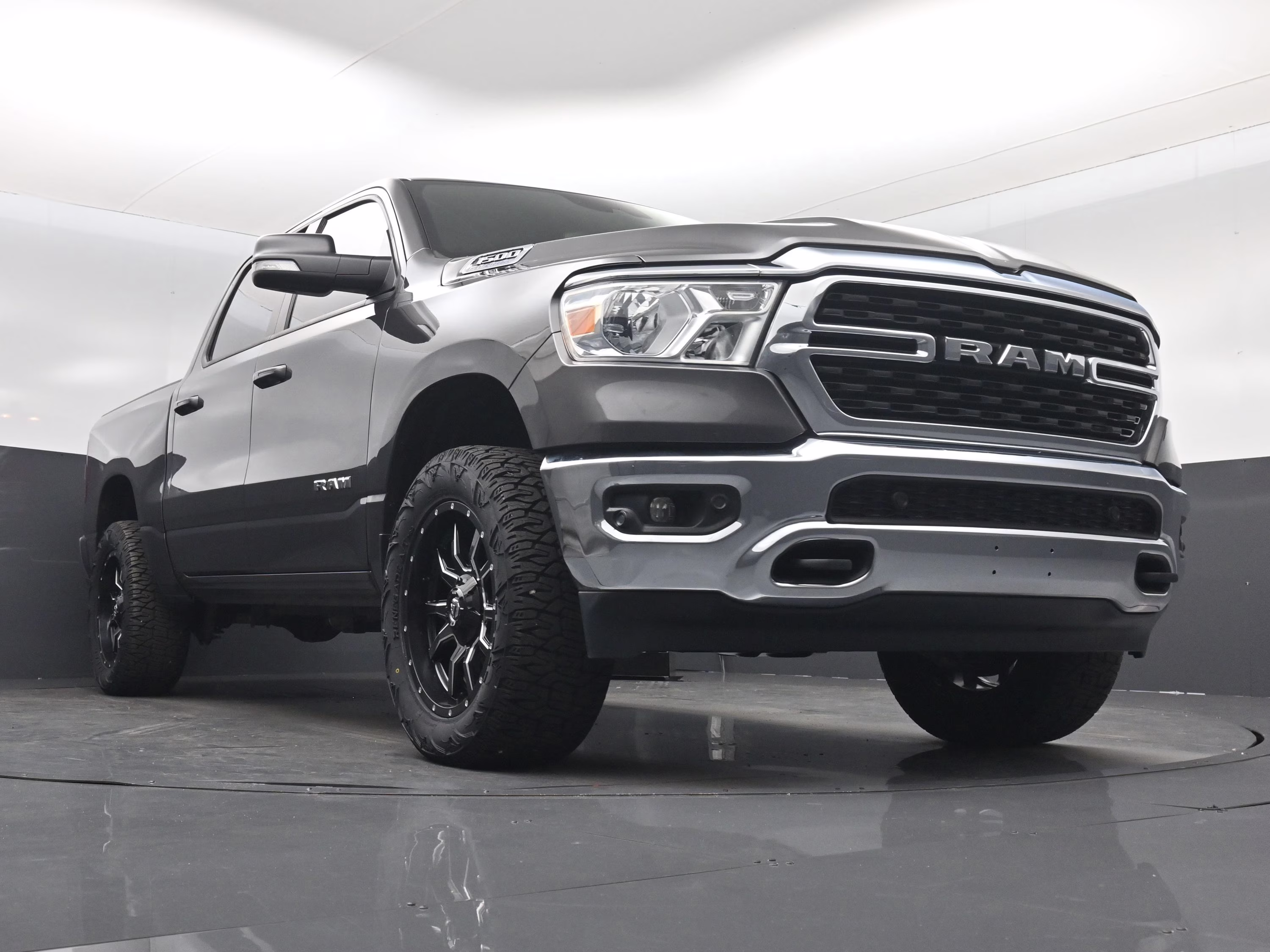 2022 Granite Crystal Metallic Clearcoat Ram 1500 Big Horn/Lone Star 4X4 Truck