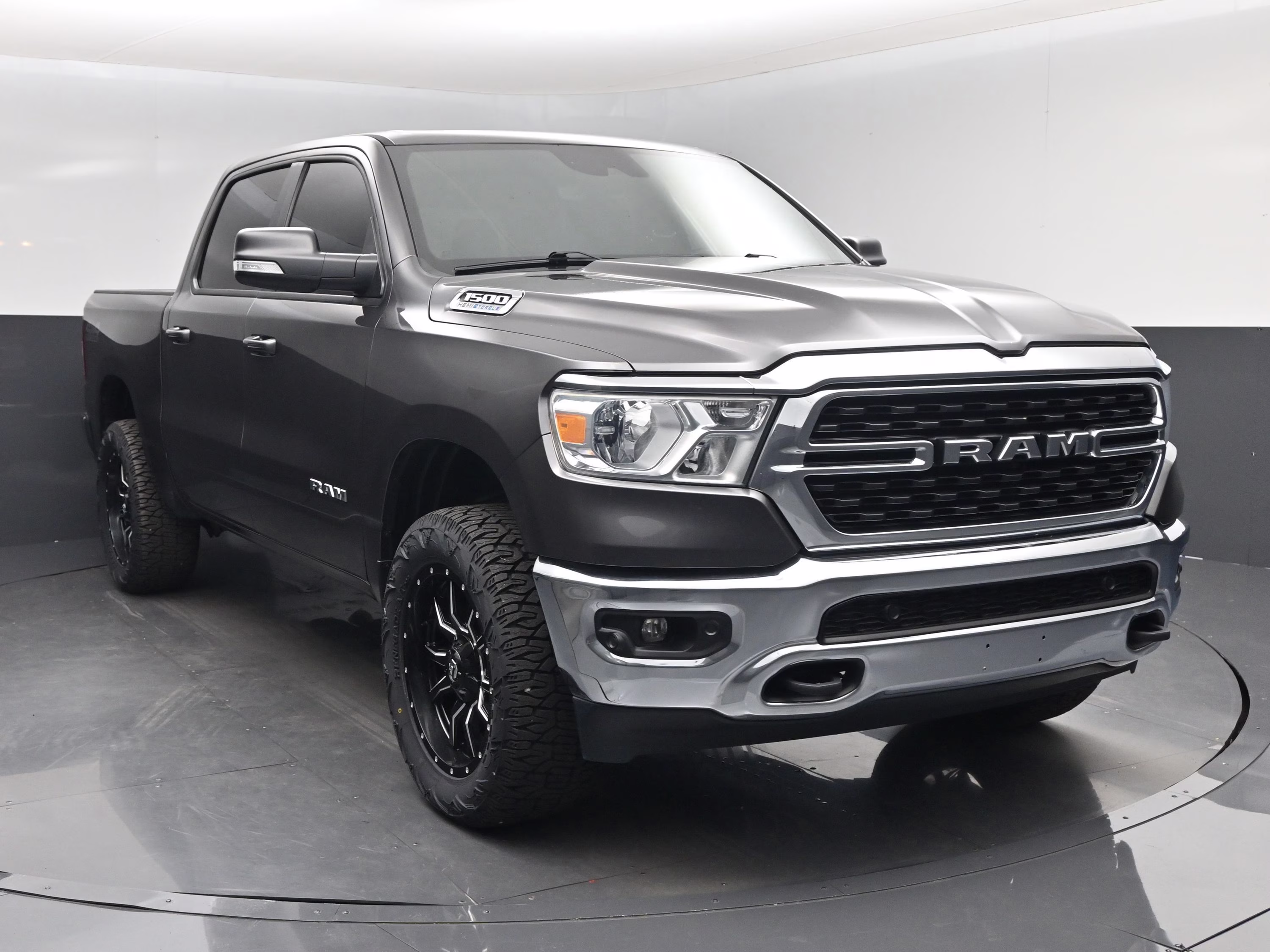 2022 Granite Crystal Metallic Clearcoat Ram 1500 Big Horn/Lone Star 4X4 Truck