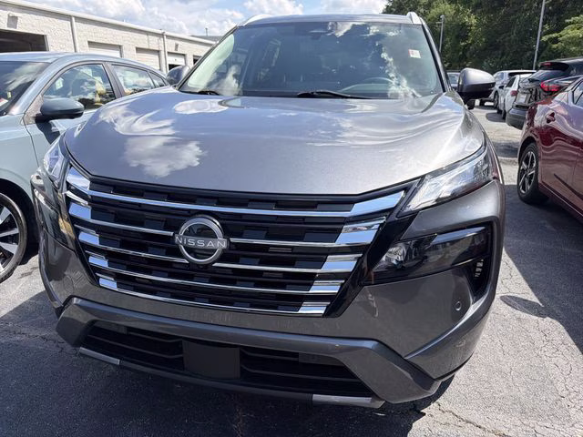 2024 Gun Metallic Nissan Rogue SL AWD SUV