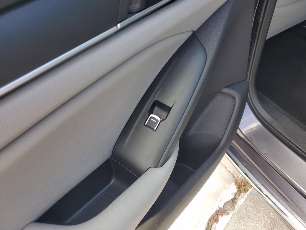 2020 Gray Honda Accord Hybrid EX FWD Sedan