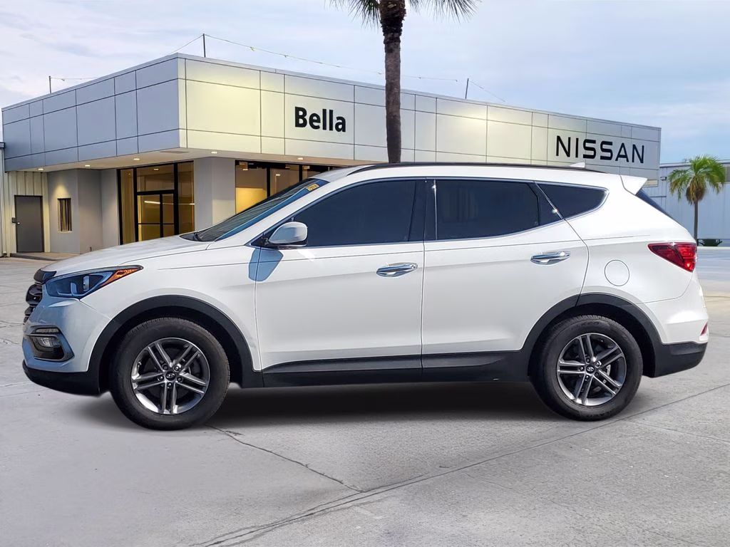 2017 Frost White Pearl Hyundai Santa Fe Sport 2.4 Base FWD SUV