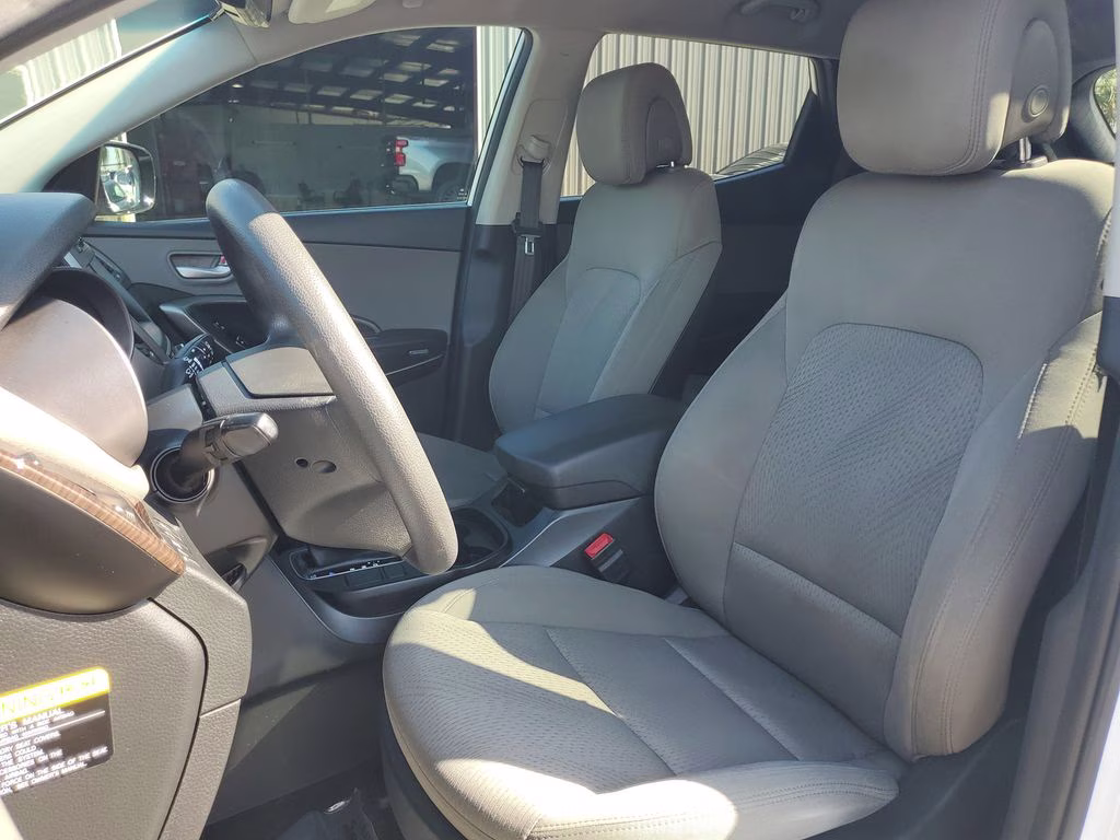 2017 Frost White Pearl Hyundai Santa Fe Sport 2.4 Base FWD SUV